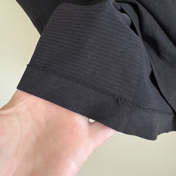 Lululemon Athletic Swiftly Tech Short Sleeve Shirt 2.0 Black Women’s Size 12 - Picture 7 of 8